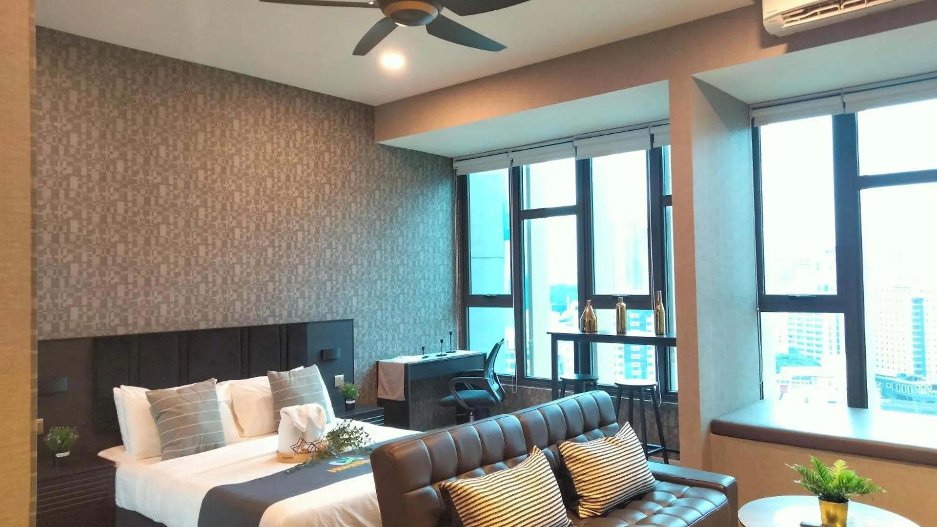 Ceylonz Suites Bukit Bintang I Homebrickz Kuala Lumpur